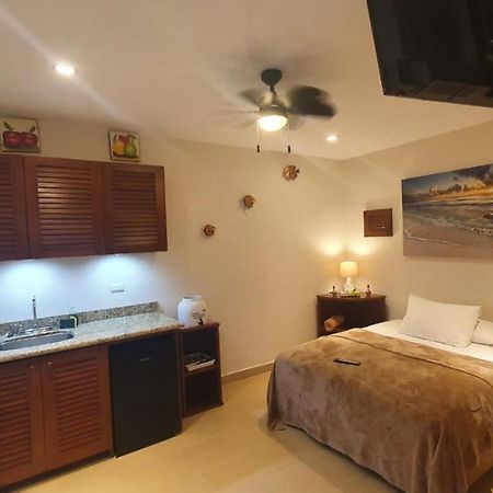 Coralito Malecon Luxury Studio Isla Mujeres Exteriör bild